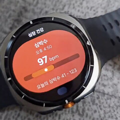 运行 One UI 8 手表的Galaxy Watch Ultra。(图片来源：@jajadben）