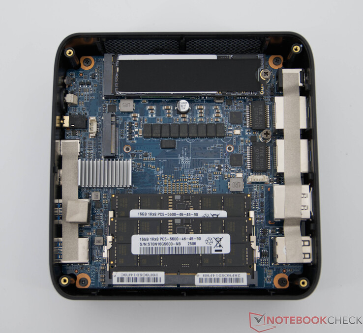 底部开口的 Alliwava GH8