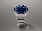 Ressence Type 7 采用充油凸面表盘（图片来源：Ressence）
