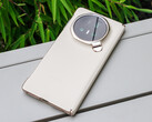 Honor Magic V5（图片来源：Daniel Schmidt）