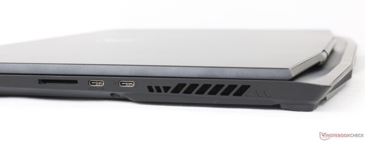 右边。SD读卡器，1个USB-C 3.2配DisplayPort，1个USB-C 3.2配Thunderbolt 4 + Power Delivery + DisplayPort