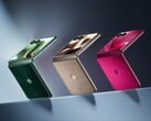 摩托罗拉 Razr Ultra 有四种外观，包括木质和 Alcantara 面料。(图片来源：摩托罗拉）