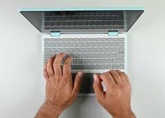 与较大的 Framework Laptop 13 相比,Framework Laptop 12 更易于维修。(图片来源:Framework)