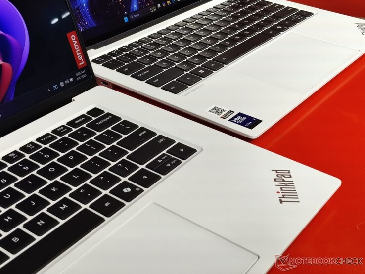 ThinkPad X9 光环版冰川白 2