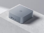 Beelink EQR5 迷你电脑搭载了四核 AMD Ryzen APU 处理器，并支持最高 64 GB 的 DDR4 内存。