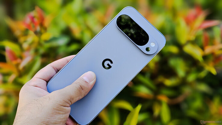 Pixel 10 Pro XL 的背面