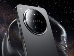 Find X9 很可能与图中的 Find X8 大小相同。(图片来源：Oppo）