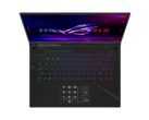 华硕ROG Strix SCAR 16的触控板可作为数字键盘使用。(来源：华硕)