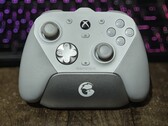 GameSir GT7 Pro 是一款功能丰富的手柄，不会让你的口袋吃不消（图片来源：Notebookcheck）