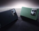 2022 年推出的 OnePlus 10 Pro 采用了方形摄像头模块。(图片来源：OnePlus）