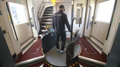 TGV M 车厢内的轮椅升降机