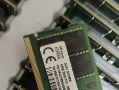 首批48GB DDR5-5600模块在中国被发现（图片来源：IT之家）。