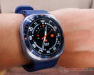 2025Galaxy Watch Ultra（如图）的存储容量为 64 GB（图片来源：Notebookcheck）