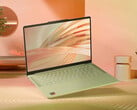 采用七种首发配色之一的 IdeaPad Vibe 14Q8X12。