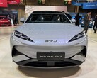 比亚迪 Sealion 7。比亚迪推出 "Charge Up Australia "播客，由人气环境学家主播，打破电动汽车神话（图片来源：Top ELectric SUV）