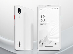 Bigme HiBreak Pro 是一款配备 5G 功能的 E Ink 智能手机。(图片来源:Bigme)