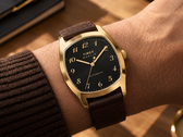 Timex Marlin Tonneau TW2Y84500IK 手表采用金色表壳
