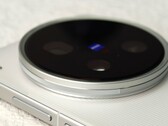 连续变焦显然也在 vivo X300 Ultra 的开发计划中。(图片：微博）
