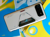 ROG Phone 6D可能会与它的兄弟姐妹们共享一个机箱。(来源：数字趋势)
