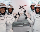 新型舱外活动（EVA）宇航服（图片：SpaceX）