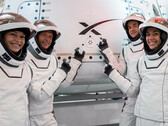 舱外活动(EVA)宇航服(图片来源:SpaceX)