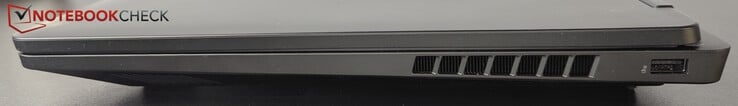 右侧USB-A (5 Gbitps)