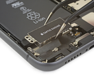 图中为 iPhone 11 中的 Taptic Engine