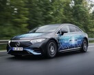 电动梅赛德斯 EQB 一次充电可完成 750 英里的试驾（图片来源：梅赛德斯-奔驰）