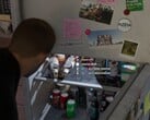 Jason 在 GTA 6 中翻找冰箱里的饮料。