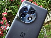 在OnePlus 12之前，OnePlus 11仍将是该公司唯一的旗舰产品，前者如图。(图片来源：NotebookCheck)