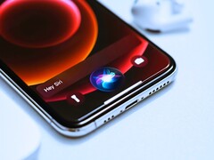 Siri 正在与 ChatGPT、Gemini 和 Claude 建立 