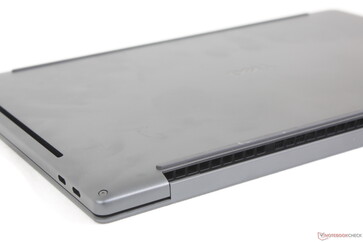 现在可通过拆卸键盘面板而不是底板来访问主板