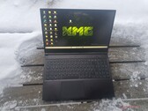 XMG Core 15 M22 2022与AMD Ryzen 7 6800H RTX 3060的回顾