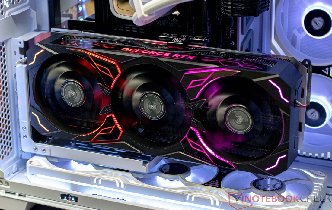 KFA2GeForce RTX 4080 Super SG