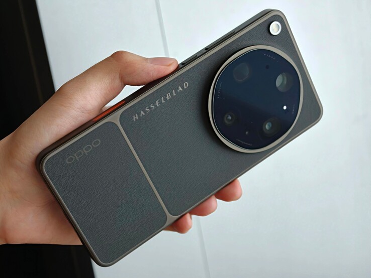 据称采用哈苏相机的 OPPO Find X9 Ultra 最终设计图