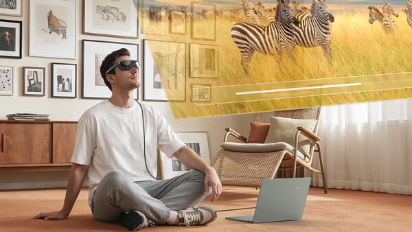 宏碁 AR Vision GR0 是一款 AR 眼镜，可与支持视频输出的手机、电脑或手持设备连接。
