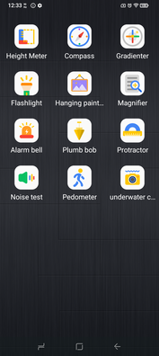 我们还提供数字罗盘等工具，其中一些有点噱头，比如高度计。(图片来源：Sergey Tarasov - Notebookcheck）