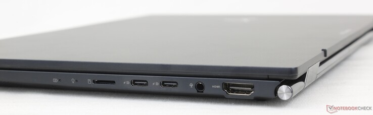 右边：MicroSD读卡器，2个USB-A 3.2 Gen. 2 + DisplayPort 1.4 + Power Delivery，3.5毫米耳机，HDMI 2.1