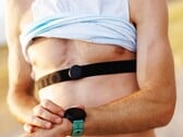 最新款 Suunto HR 胸带旨在追踪更多的跑步指标。
