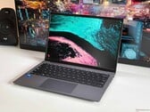 搭载英特尔Wildcat Lake处理器的MacBook Neo竞争对手，售价449美元——Chuwi UniBook笔记本评测