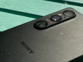 索尼 Xperia 1 V 现已获得Android 15。（图片来源：Trusted Reviews）