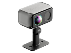 Govee 的新款 Govee 户外投射灯（如图）将于 2025 年 9 月推出。(图片来源：Govee）