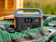 新款 Jackery Explorer 500 v2 预计将比原来的型号(如图)更轻薄。(图片来源:Jackery)