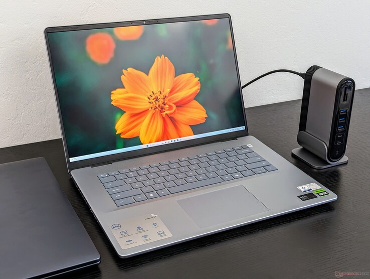 戴尔 Inspiron 16 Plus 7640 戴尔 Inspiron 16 Plus 7640