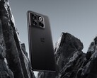 目前还不知道像OnePlus 10T这样的2022年机型是否会受益。(来源：OnePlus)