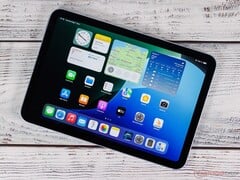 苹果iPad mini预计最早将于今年秋季推出一款配备OLED显示屏的继任机型。