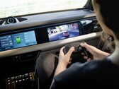 2026 年新款保时捷 Macan 电动 SUV 中的游戏（图片来源：保时捷）
