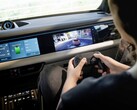 2026 年新款保时捷 Macan 电动 SUV 中的游戏（图片来源：保时捷）