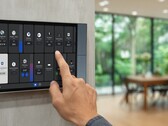 智能家居控制面板现在可以使用多个仪表板。