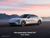 ...以及 2026 珍珠白小米 SU7。